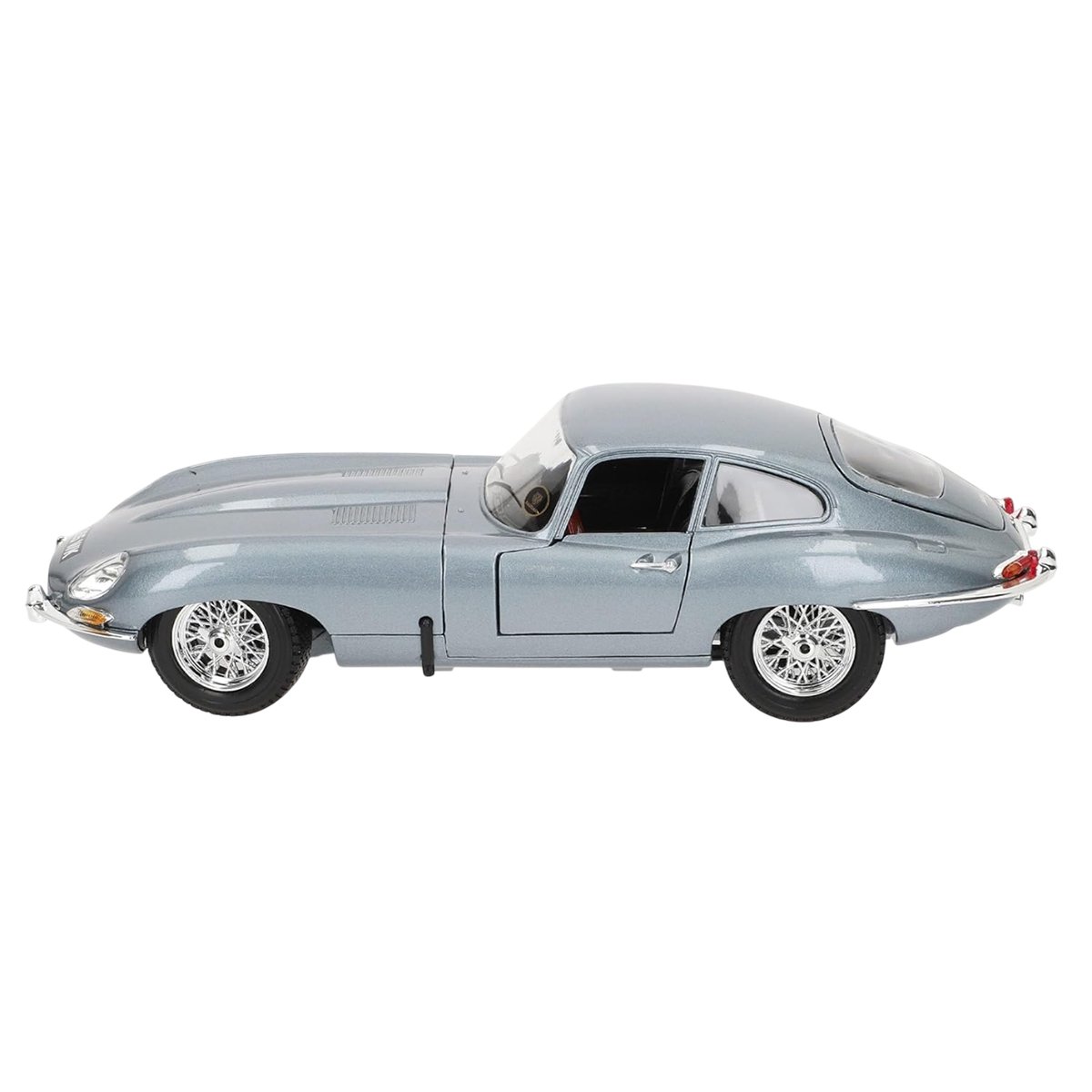 Photo of Автомодель Bburago Jaguar E-Type Coupe 1961 1:18