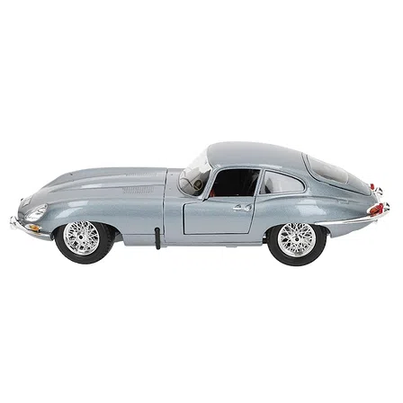 Photo of Автомодель Bburago Jaguar E-Type Coupe 1961 1:18