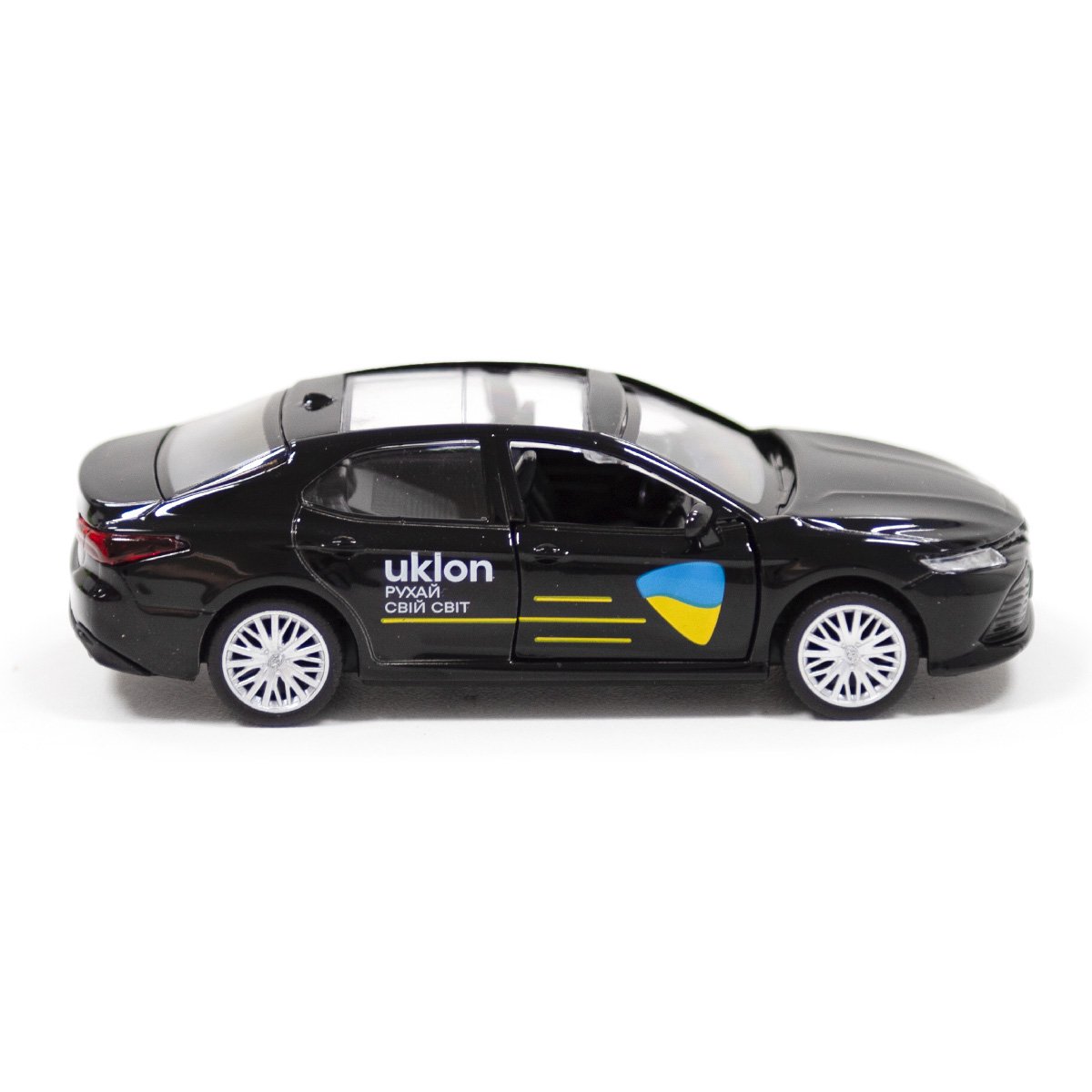 Photo of Автомодель Techno Drive Toyota Camry Uklon Чорна